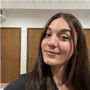 Insegnamento dell’inglese online, diplomata in Lingue, livello C1 di inglese. Aiuto compiti, aiuto studio grammatica e letteratura